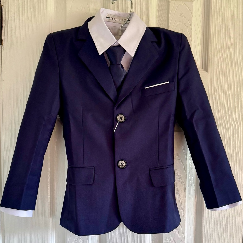 5pc Boys Navy Blue Suit 2 Button Ring Bearer Kindergarten Graduation